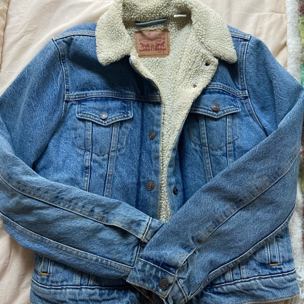 Levi’s fur lined denim jacket